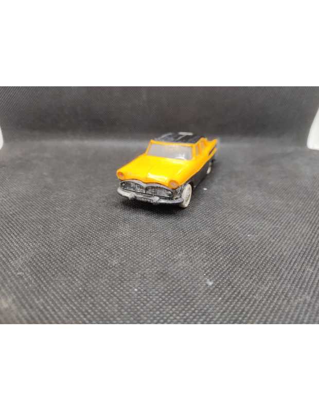 SIMCA CHAMBORD JAUNE ET NOIRE - NOREV - N°40 - 1/43 | Simca Chambord Jaune et Noire - 40 |