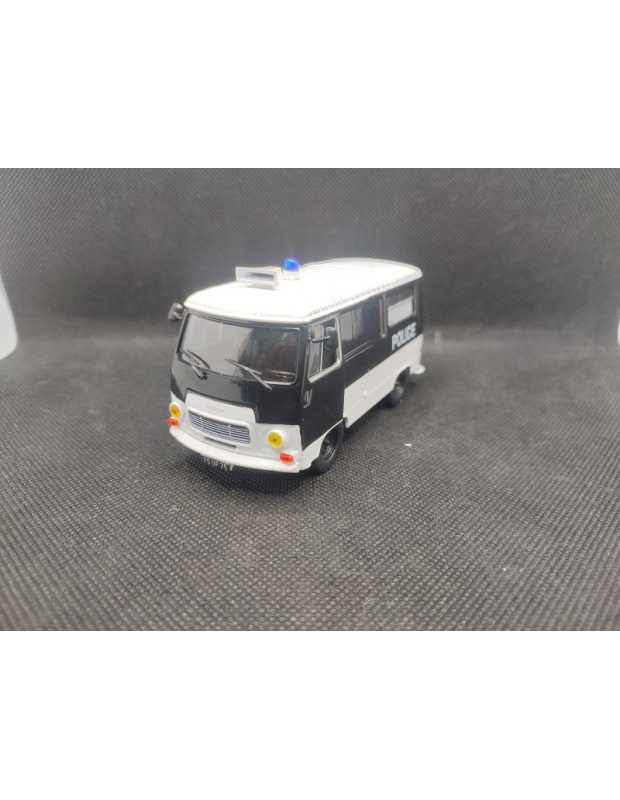 PEUGEOT J7 POLICE - NOREV - N° 7 - 1/43 | Pegueot J7 Police - 7 |