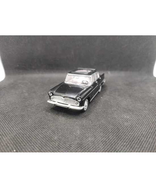 SIMCA CHAMBORD PRESIDENCE 1958 - SOLIDO - N° 4570 - 1/43 | Simca Chambord Présidence de 1958 - 4570 |