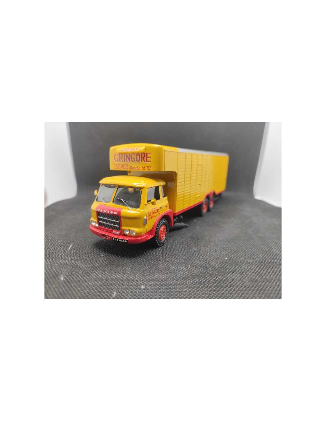 CAMION POMPIERS SAVIEM SG3 CITERNE A EAU IGRA SAI 1:87 - 818 - La