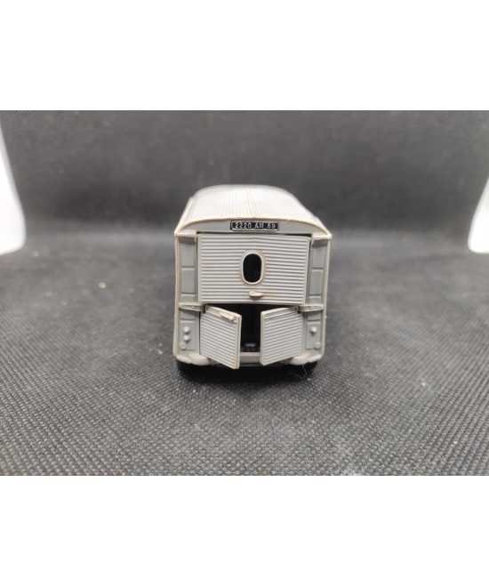 CITROËN 1200 KGS - NOREV - N° 81 - 1/43 | Citroen 1200 KGs - 81 |