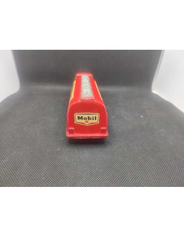 CAMION BIG BEDFORD TRACTOR UNIT "MOBILGAS" - CORGI TOYS - N° 1110 - 1/43 | Camion Big Bedford Tractor Unit "MOBILGAS" - 121 |