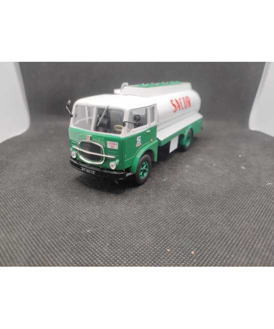 CAMION FIAT 643-690 CITERNE "SACOR" - IXO - N° 108 - 1/43 | Camion Fiat 643-690 Citerne "Sacor" - 108 |
