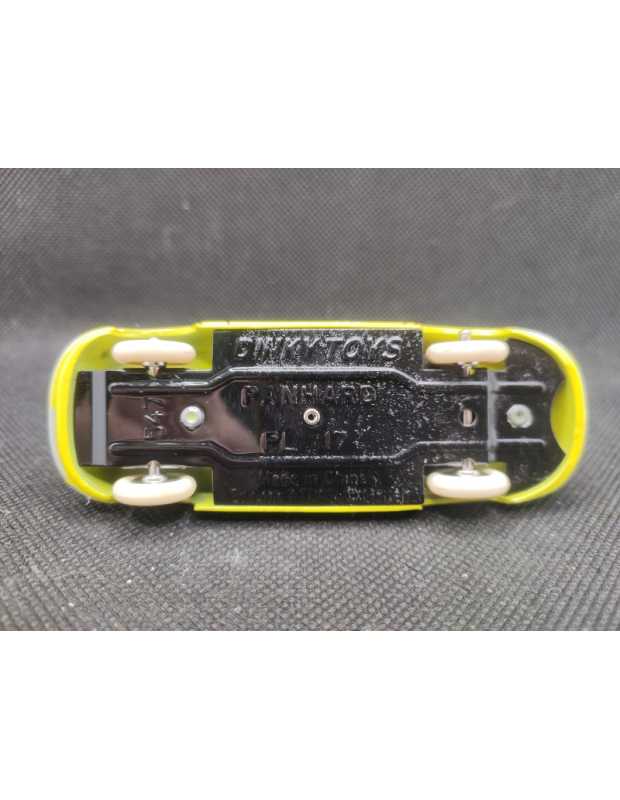 PANHARD PL17 - DINKY TOYS ATLAS - N° 547 - 1/43 | Panhard PL 17 Jaune - 547 |