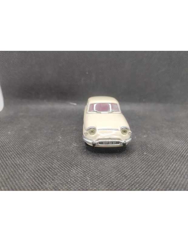 PANHARD PL17 DE 1960 - IXO - N° 67 - 1/43 | Panhard PL 17 de 1960 - 67 |