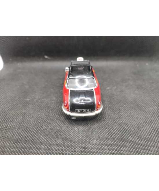 PANHARD DYNA Z TAXI PARISIEN - IXO - 1/43 | Panhard Dyna Z Taxi Parisien - |