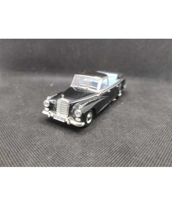 MERCEDES 300 D TYPE W189 LANDAULET - ATLAS - N° 3 - 1/43 | Mercedes 300 D Type W189 Landaulet de 1958 - 3 |