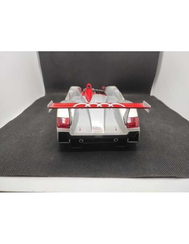 AUDI R8 N°8 "LE MANS 2000" - MAISTO - N° 38899 - 1/18 | Audi R8 N°8  "Le Mans 2000" - 38899 |