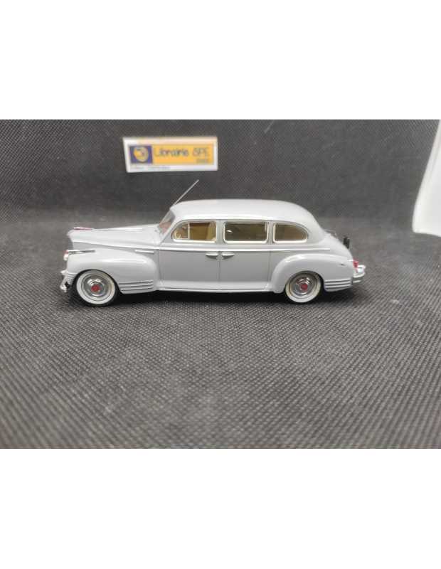 ZIS 110 DE 1947 - IST MODELS - N° IST094 - 1/43 | ZIS 110 de 1947 - Ist094 |