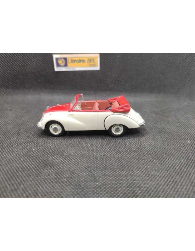 IFA F9 CABRIOLET DE 1953 - IST MODELS - N° IST021 - 1/43EME | IFA F9 Cabriolet de 1953 - Ist026 |