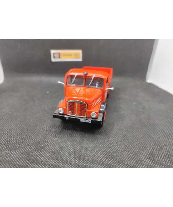 CAMION IFA HORCH H3A DE 1952 - IXO - N° 105 | Camion IFA Horch H3A de 1952 - 105 |