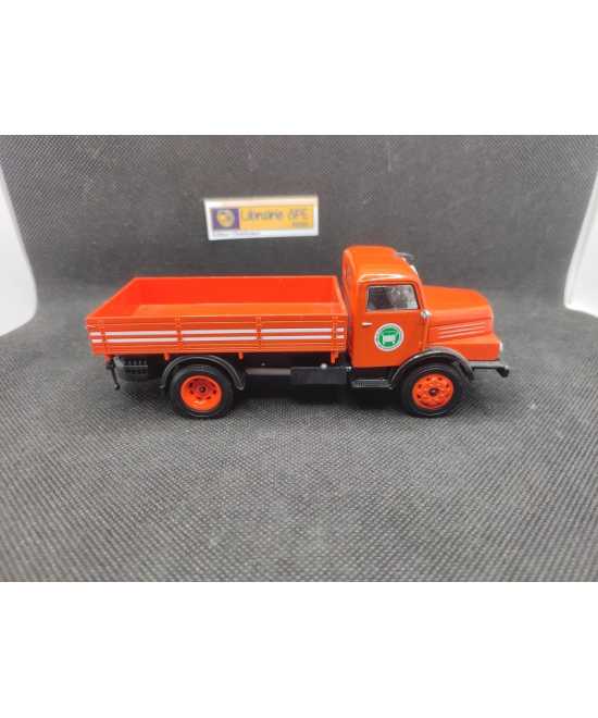 CAMION IFA HORCH H3A DE 1952 - IXO - N° 105 | Camion IFA Horch H3A de 1952 - 105 |