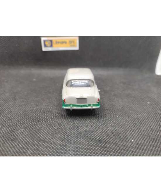 SINGER GAZELLE BERLINE - DINKY TOYS GB - N° 168 - 1/43 | Singer Gazelle Berline - 168 |