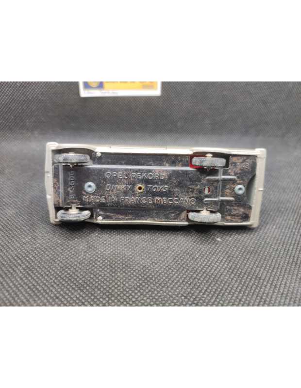 OPEL REKORD GRIS - DINKY TOYS GB - N° 542 - 1/43 | Opel Rekord Gris - 542 |