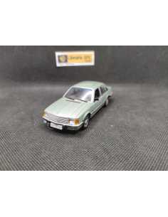 OPEL SENATOR - MINICHAMPS - N° 4510 - 1/43 | Opel Senator de 1980 - 4510 |