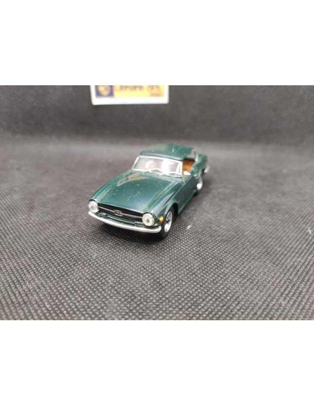 TRIUMPH TR 6 - SOLIDO - N° 4578 - 1/43 | Triumph TR 6 de 1969 - 4578 |
