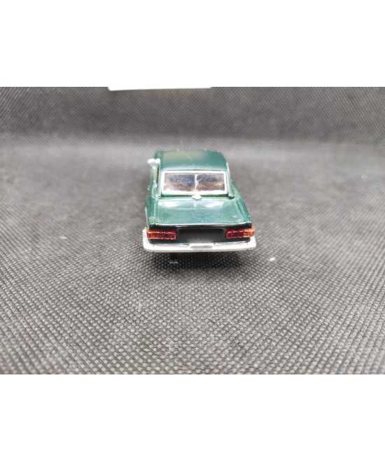 TRIUMPH TR 6 - SOLIDO - N° 4578 - 1/43 | Triumph TR 6 de 1969 - 4578 |