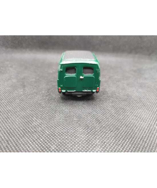 MORRIS 1000 VAN "BRITVIC" - ONE MODELS - N° MOM6 - 1/43 | Morris 1000 Van "Britvic" - MOM6 |