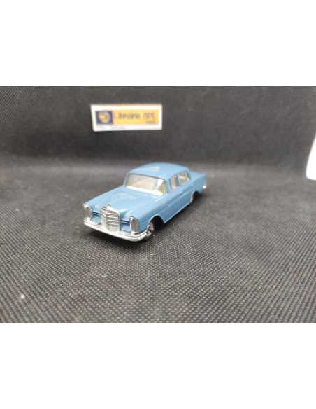MERCEDES BENZ 220 SE DE 1965 - DINKY TOYS GB - N° 186 - 1/43 | Mercedes Benz 220 SE de 1965 - 186 |