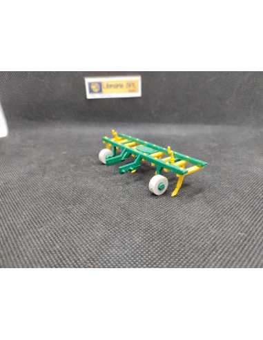 CULTIVATEUR - BRITAINS - N° 9536 - 1/32 | Cultivateur - 9536 |