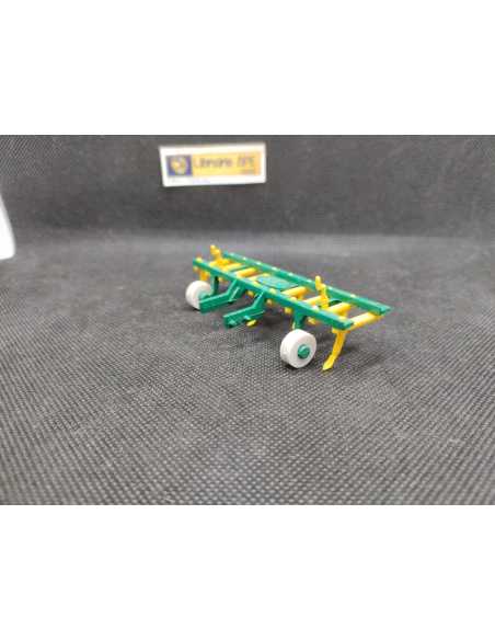 CULTIVATEUR - BRITAINS - N° 9536 - 1/32 | Cultivateur - 9536 |