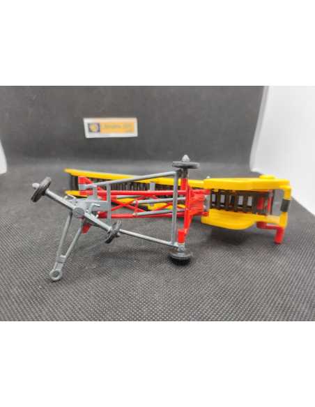 MULTI LEVEL ELEVATOR - BRITAINS - N° 9564 - 1/32 | Multi-Level Elevator - 9564 |