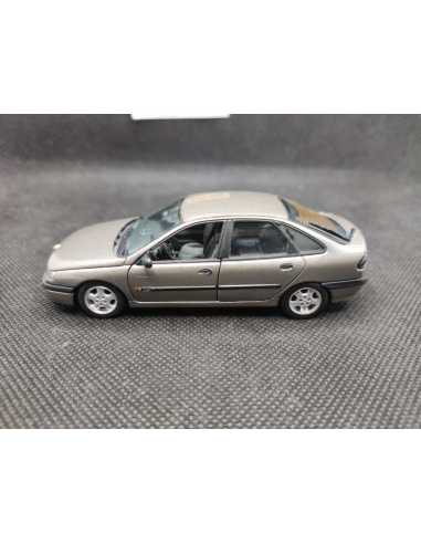 RENAULT LAGUNA V6 - VITESSE - N° 040- 1/43 | Renault Laguna V6 - 040 |