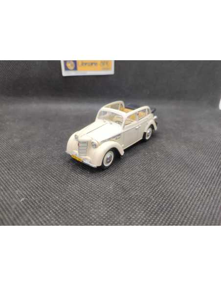 MOSKWITCH 400 - IST - N° 031 - 1/43 | Moskwitch 400 de 1949 - 031 |