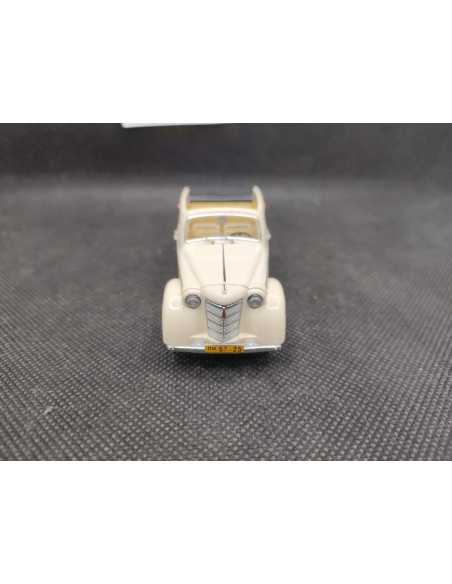 MOSKWITCH 400 - IST - N° 031 - 1/43 | Moskwitch 400 de 1949 - 031 |