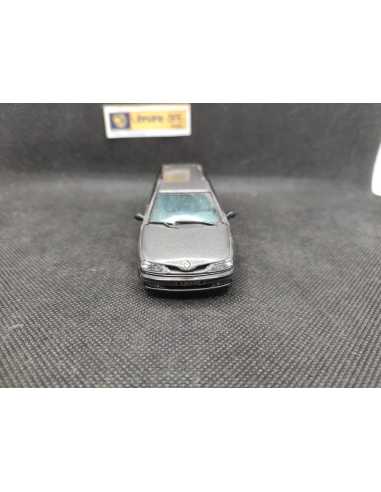 RENAULT LAGUNA ESTATE BREAK - VITESSE - 1/43 | Renault Laguna Estate break |