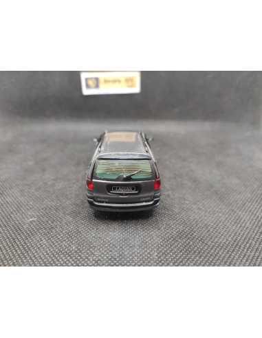 RENAULT LAGUNA ESTATE BREAK - VITESSE - 1/43 | Renault Laguna Estate break |