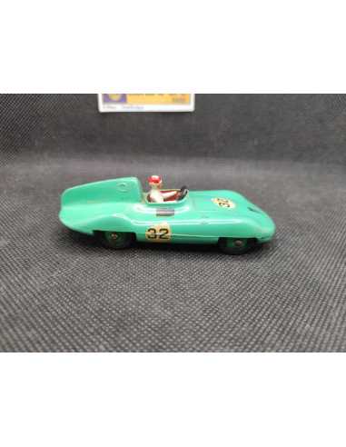 CONNAUGHT RACING CAR N°32 1954 - DINKY TOYS GB - N° 236 | Connaught Racing Car n°32 de 1954 - 236 |