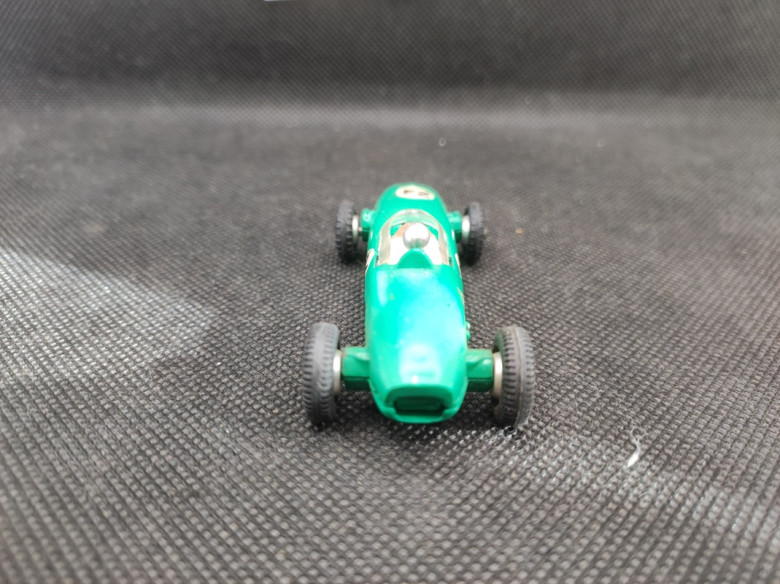 LOTUS RACING CAR N° 24 - DINKY TOYS GB - N° 241 | Lotus Racing Car n°24 - 241 |