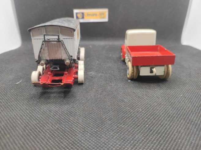 TRACTEUR UNIC IZOARD PORTE WAGON "KRONENBOURG" - JRD - 3.78 - 1/50 | Tracteur Unic Izoard Porte Wagon Kronenbourg - 3.78 |