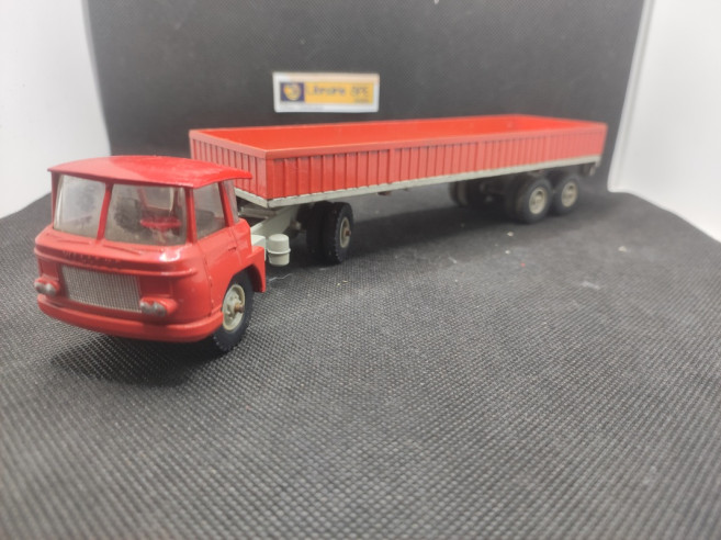 TRACTEUR WILLEME CABINE HORIZON A SUSPENSION - SOLIDO - N° 302 - 1/43 | Tracteur Willeme cabine Horizon - 302 |