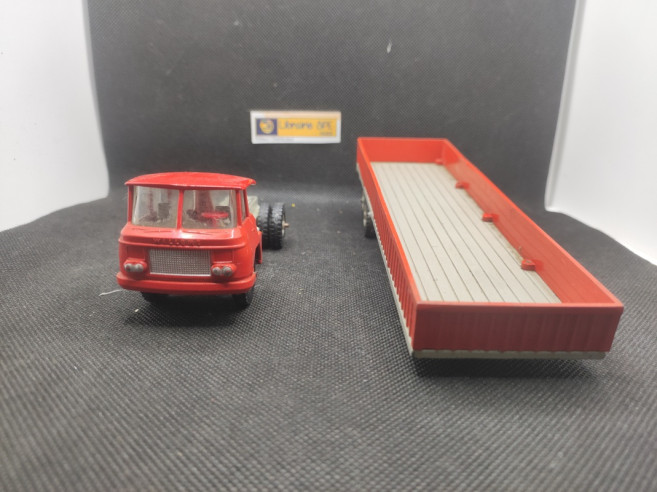 TRACTEUR WILLEME CABINE HORIZON A SUSPENSION - SOLIDO - N° 302 - 1/43 | Tracteur Willeme cabine Horizon - 302 |