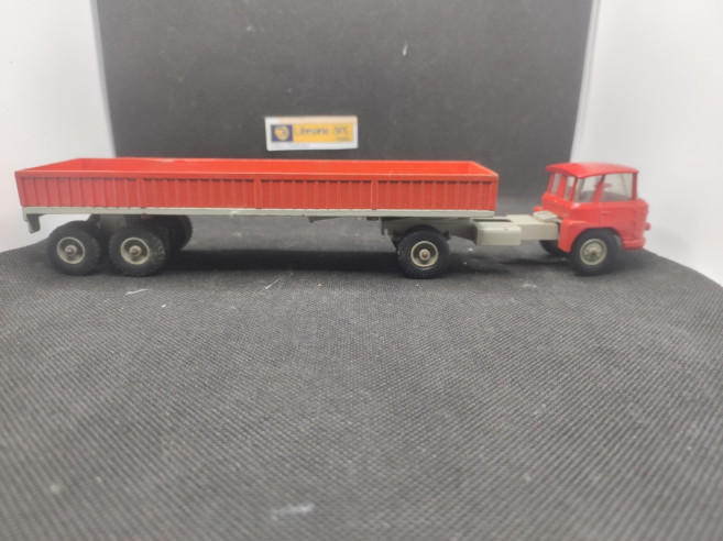 TRACTEUR WILLEME CABINE HORIZON A SUSPENSION - SOLIDO - N° 302 - 1/43 | Tracteur Willeme cabine Horizon - 302 |