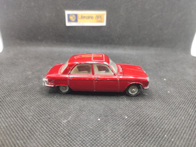 PEUGEOT 204 BERLINE - DINKY TOYS FR - N° 510 - 1/43 | Peugeot 204 Berline - 510 |