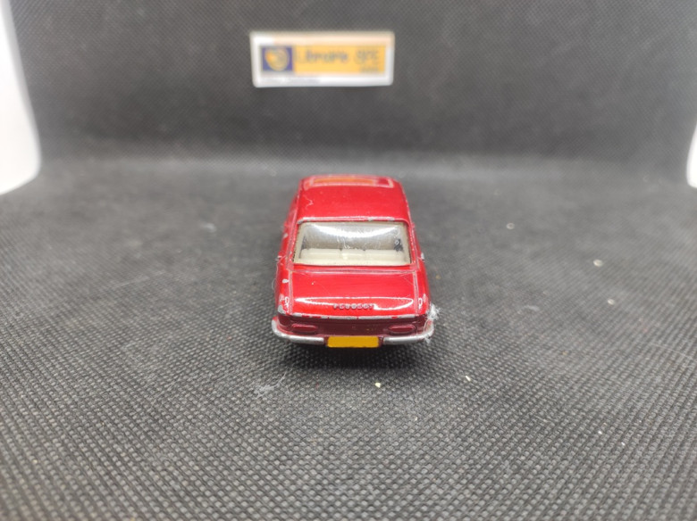 PEUGEOT 204 BERLINE - DINKY TOYS FR - N° 510 - 1/43 | Peugeot 204 Berline - 510 |