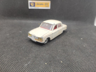 PEUGEOT 304 BERLINE BLANCHE - DINKY TOYS FR - N° 1428 - 1/43 | Peugeot304 Berline Blanche - 1428 |