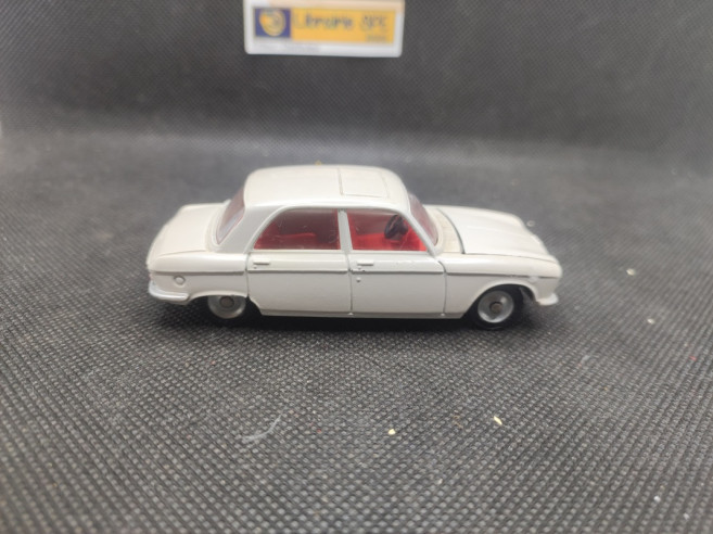 PEUGEOT 204 BLANCHE - DINKY TOYS SPAIN - N° 510 - 1/43 | Peugeot 204 Blanche - 510 |