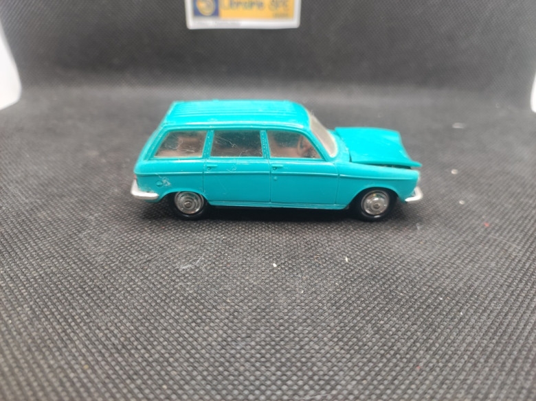 PEUGEOT 204 BREAK - NOREV - N° 32 - 1/43 | Peugeot 204 Break - 32 |