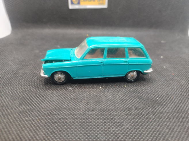 PEUGEOT 204 BREAK - NOREV - N° 32 - 1/43 | Peugeot 204 Break - 32 |