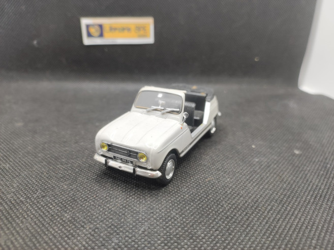 RENAULT 4 PLEIN AIR 1968 - UNIVERSAL HOBBIES - 1/43 | Renault 4 Plein Air de 1968 |