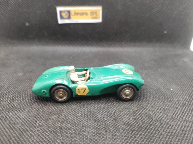 ASTON MARTIN DB3S N°17 - DINKY TOYS FR - N° 506 - 1/43 | Aston Martin DB3S n°17 - 506 |