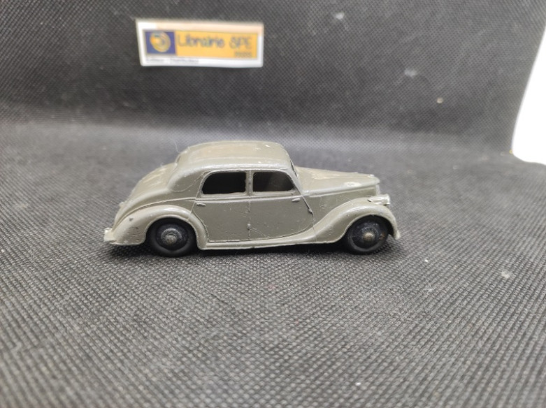 RILEY SALOON - DINKY TOYS GB - N° 40A - 1/43 | Riley Saloon - 40a |