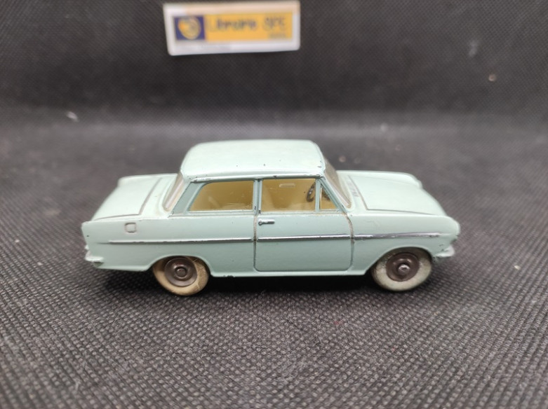 OPEL KADETT VERTE - DINKY TOYS FR - N° 540 - 1/43 | Opel Kadett Verte - 540 |