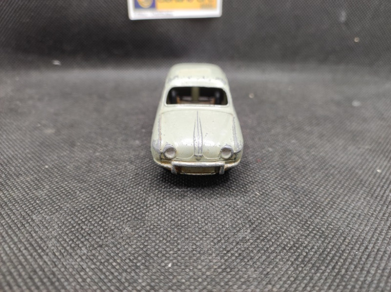RENAULT DAUPHINE - DINKY TOYS FR - N° 24 E - 1/43 | Renault Dauphine - 24e |
