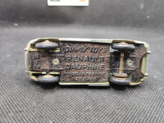 RENAULT DAUPHINE - DINKY TOYS FR - N° 24 E - 1/43 | Renault Dauphine - 24e |