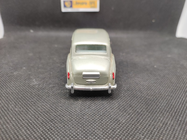 ROLLS ROYCE PHANTOM 5 - DINKY TOYS GB - N° 198 - 1/43 | Rolls Royce Phanthom V - 198 |